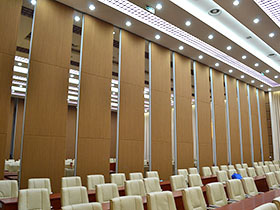 100型活動(dòng)隔斷